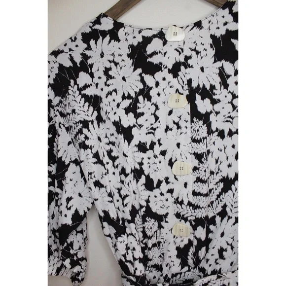 Zara NWT Floral Buttoned & Belted Mini Dress Small - Picture 8 of 9